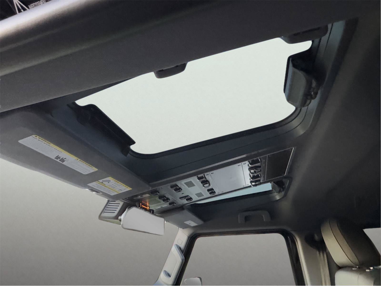 New 2025 INEOS Grenadier Station Wagon AWD/4WD image 45