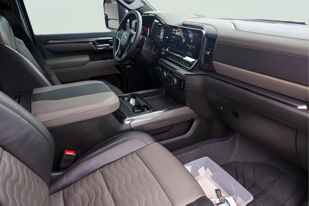 Certified 2025 Chevrolet Silverado 2500 ZR2 w/ Technology Package image 33