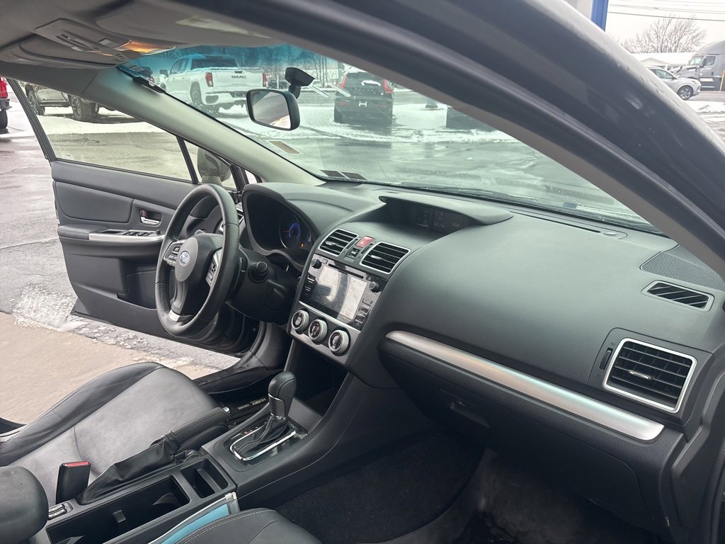 Used 2015 Subaru Crosstrek Touring image 32