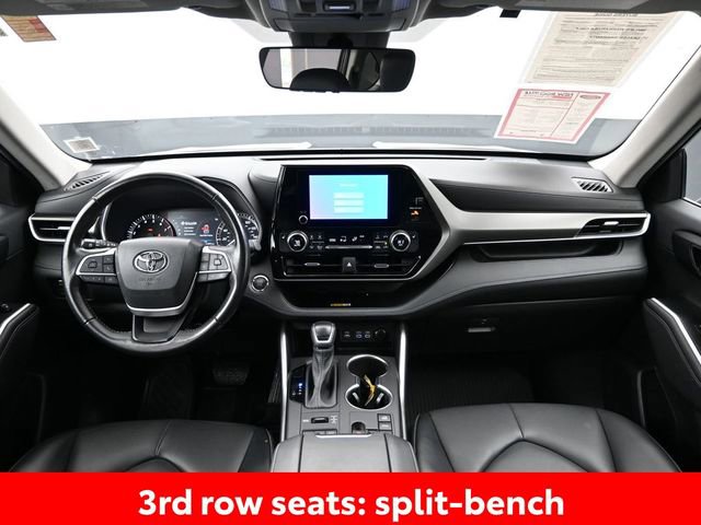 Certified 2023 Toyota Highlander XLE image 13