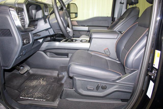 Used 2025 Ford F350 Lariat w/ Black Appearance Package image 10