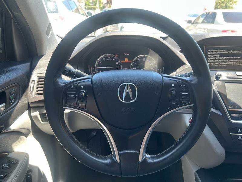 Used 2016 Acura MDX w/ AcuraWatch Plus Package FWD image 10