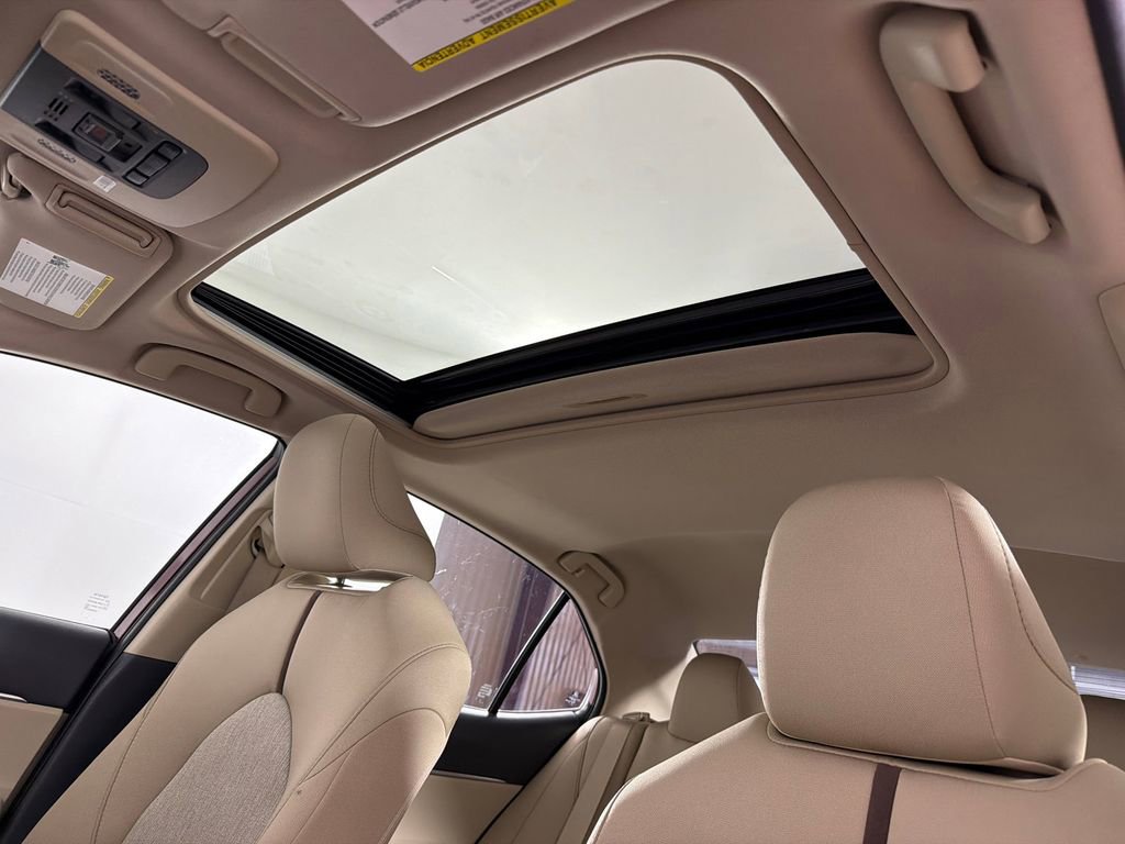 Used 2019 Toyota Camry LE w/ Sunroof Package image 2