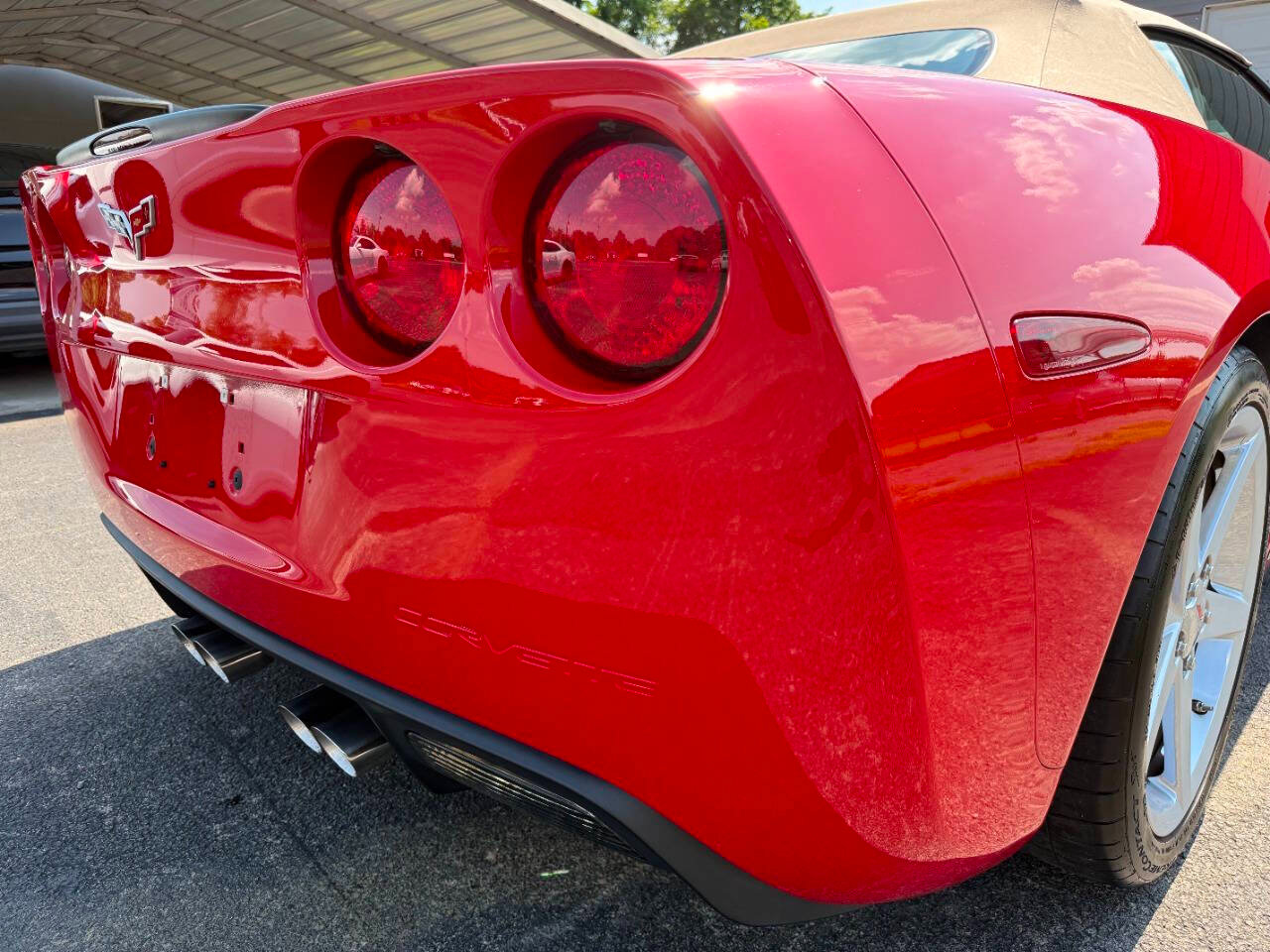 Used 2007 Chevrolet Corvette Convertible w/ Preferred Equipment Group image 20