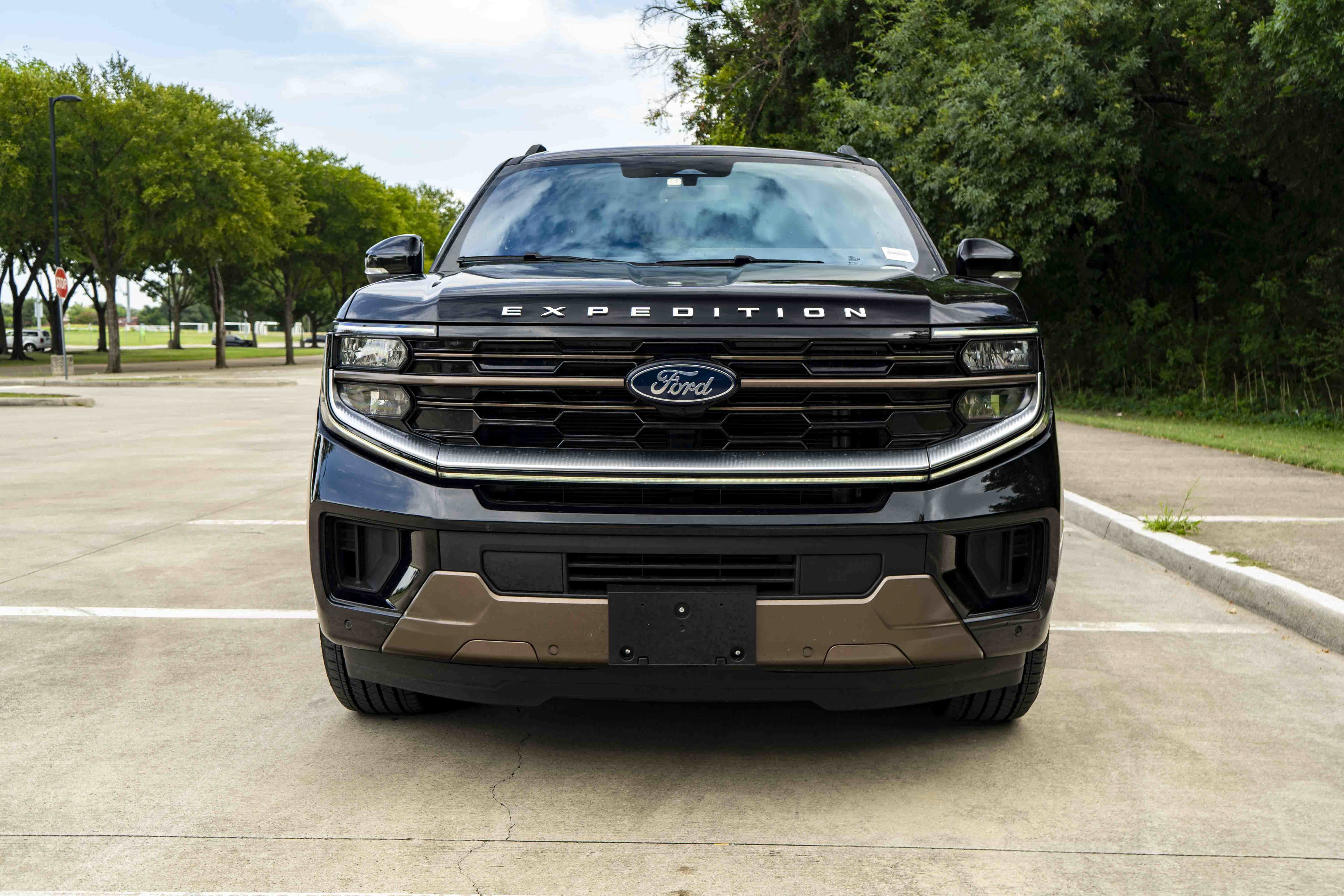 Used 2025 Ford Expedition King Ranch AWD/4WD image 3