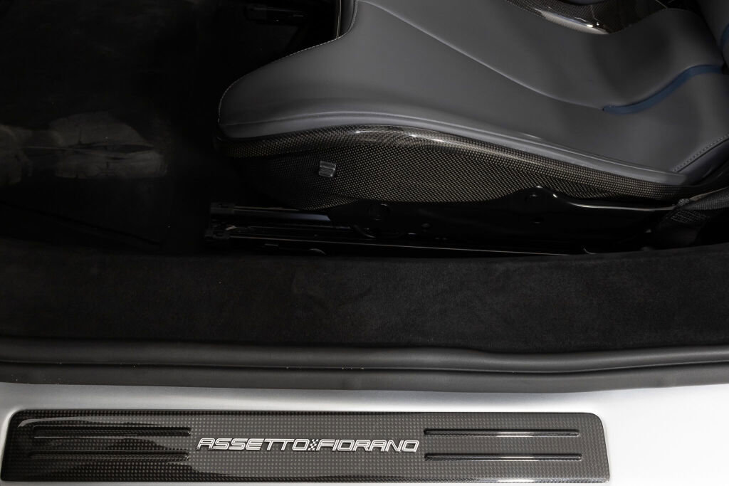 Used 2023 Ferrari 296 GTS image 30