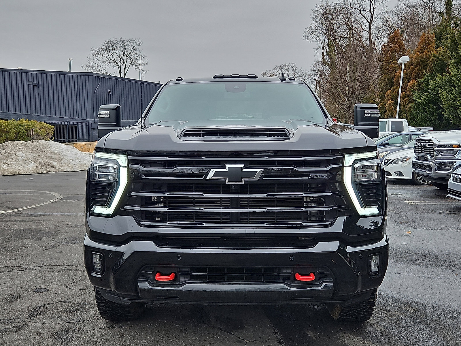 Used 2025 Chevrolet Silverado 2500 LT w/ Trail Boss Package video 2