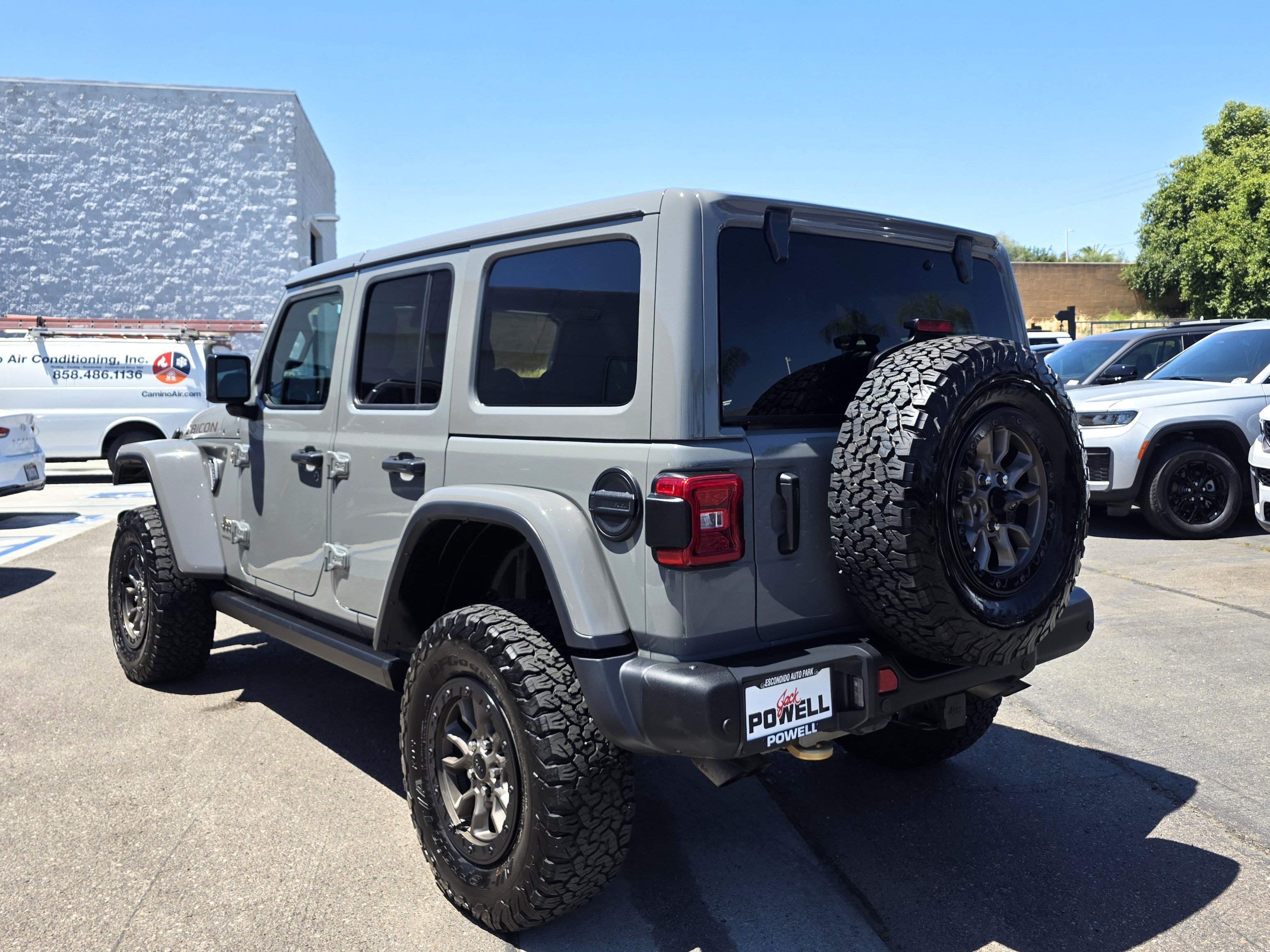 Certified 2023 Jeep Wrangler Unlimited Rubicon 392 w/ Trailer Tow Package AWD/4WD image 3