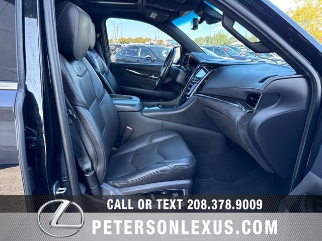 Used 2019 Cadillac Escalade ESV Platinum AWD/4WD image 13