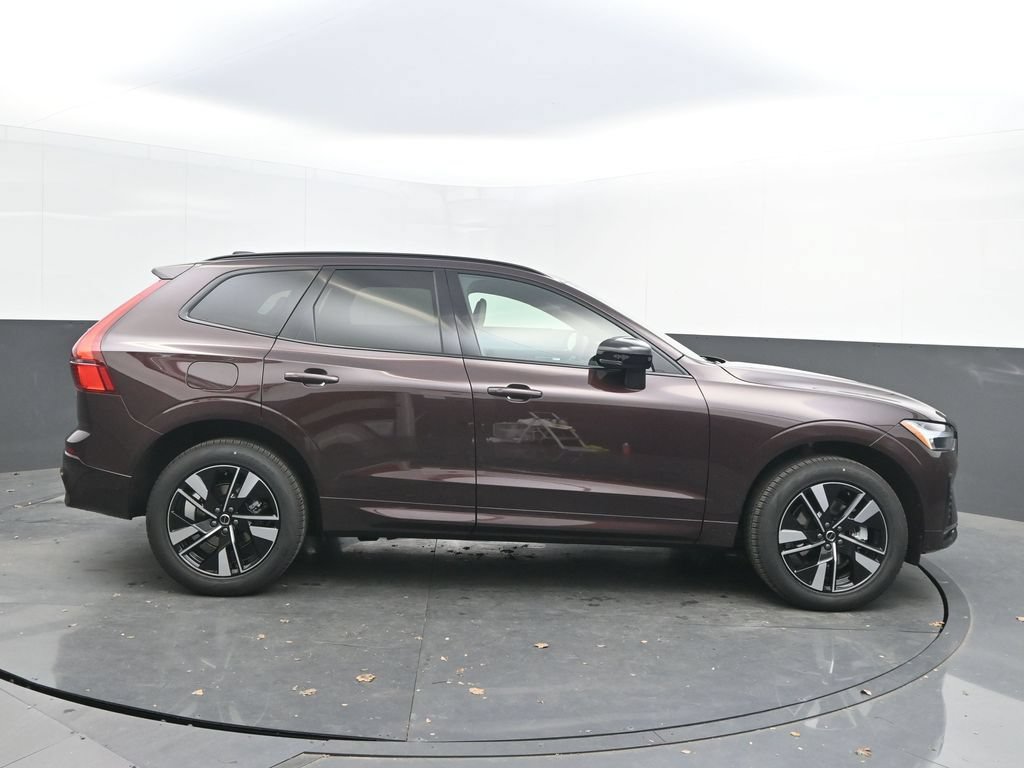 New 2026 Volvo XC60 B5 Core w/ Climate Package AWD/4WD image 8