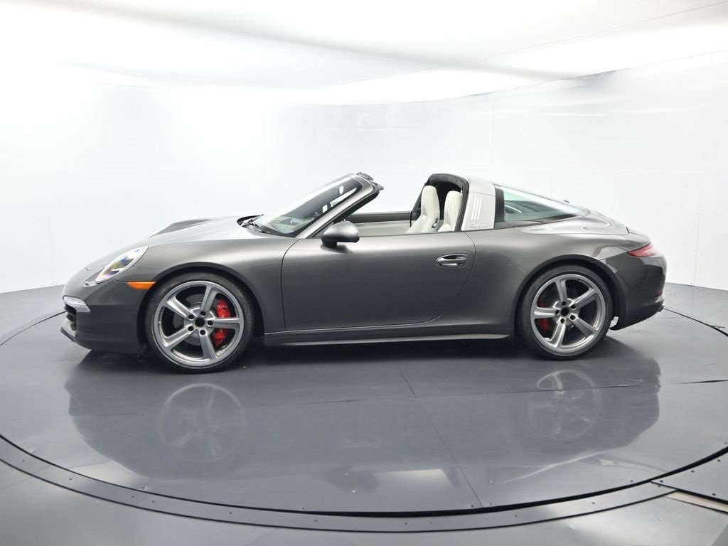 Used 2014 Porsche 911 Targa 4S image 2
