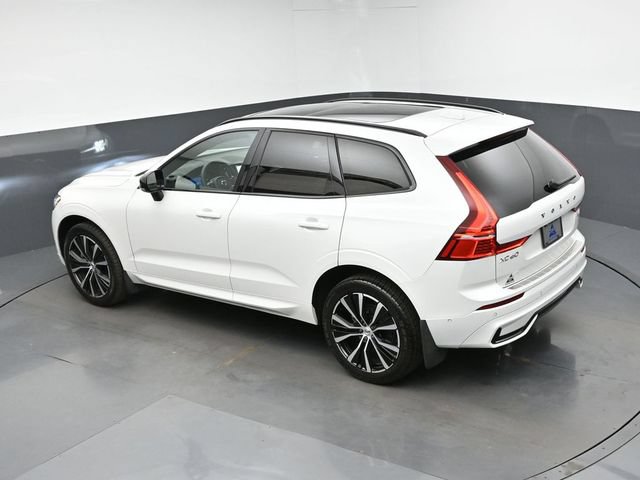 Used 2024 Volvo XC60 B5 Plus w/ Protection Package Premier AWD/4WD image 46