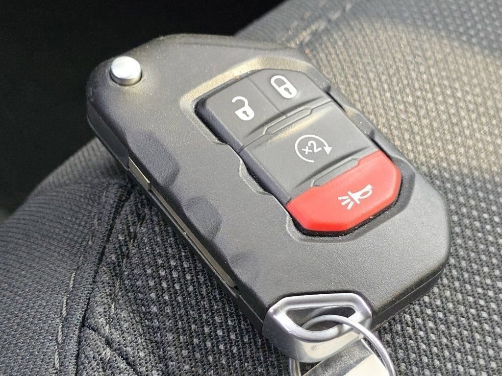 Used 2021 Jeep Wrangler Unlimited Sport AWD/4WD image 91