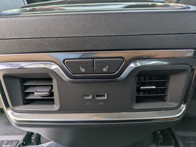 New 2026 GMC Sierra 2500 Denali w/ Denali Reserve Package AWD/4WD image 16