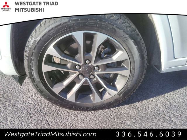 Used 2021 Jeep Grand Cherokee L Overland image 9