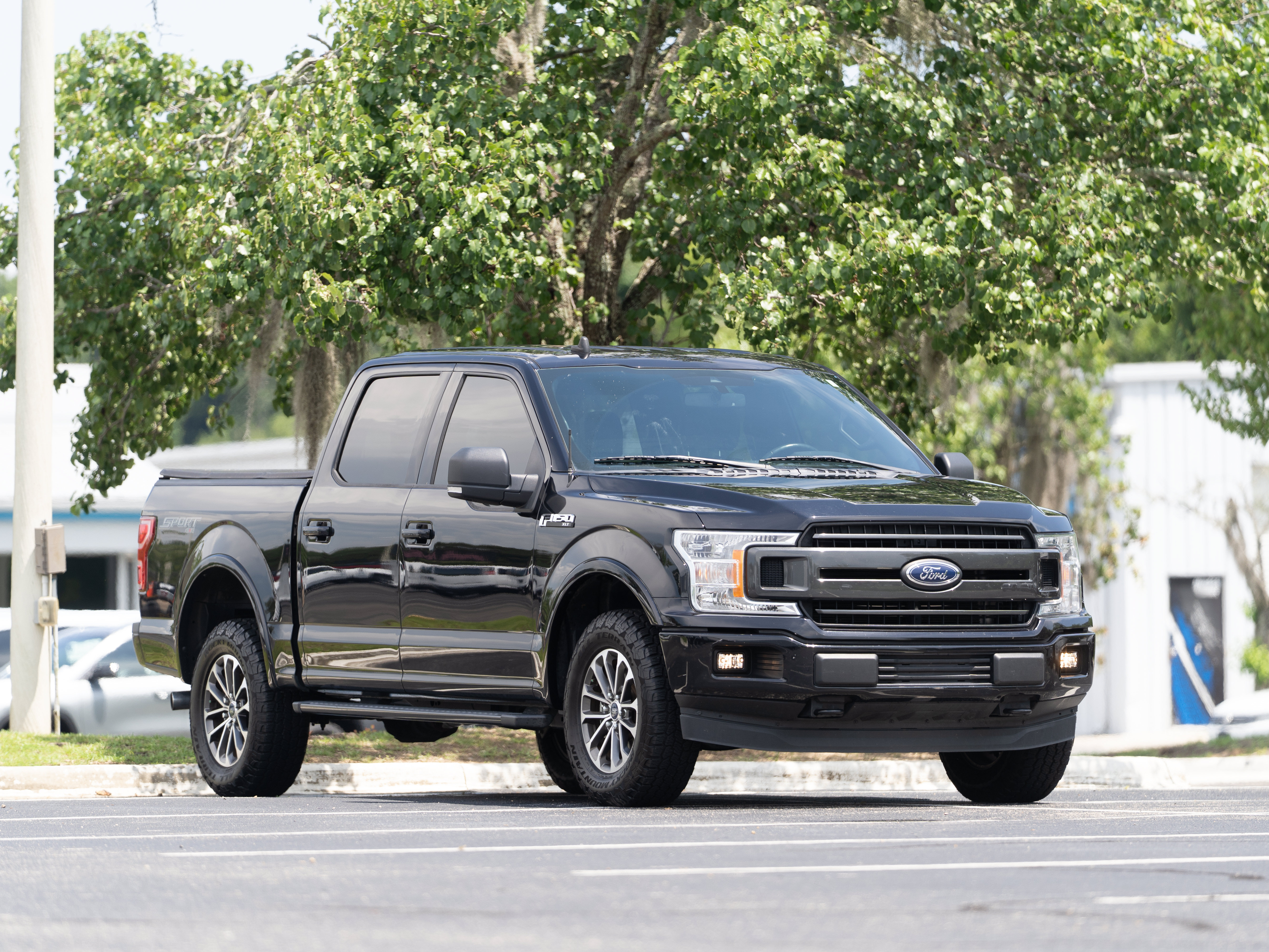 Used 2020 Ford F150 XLT w/ Equipment Group 302A Luxury AWD/4WD image 47