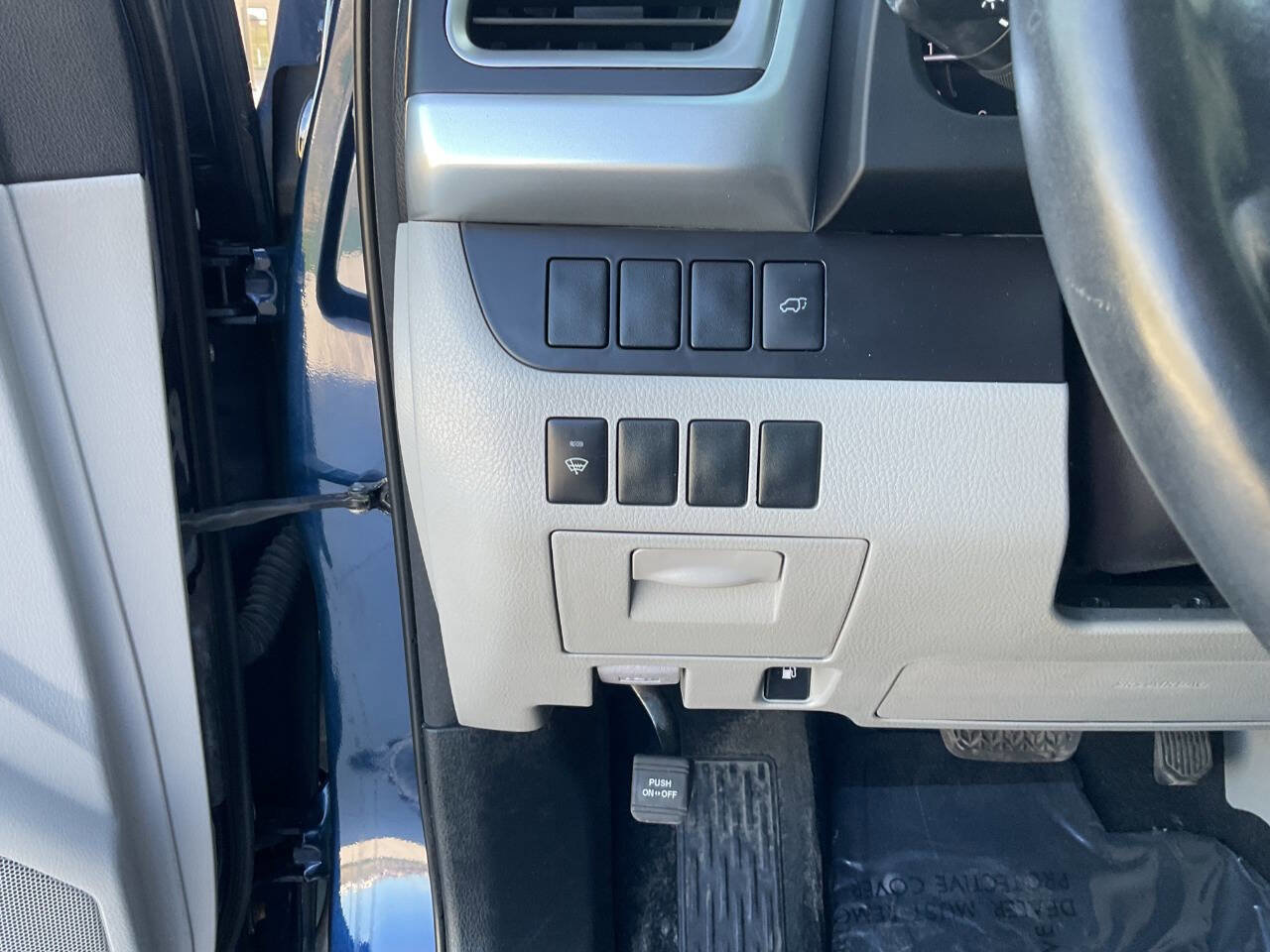 Used 2015 Toyota Highlander Plus AWD/4WD image 16