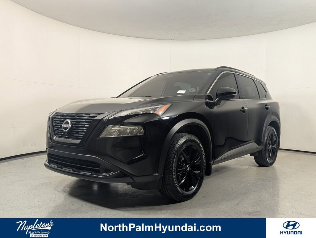 Used 2023 Nissan Rogue SV w/ SV Premium Package image 5