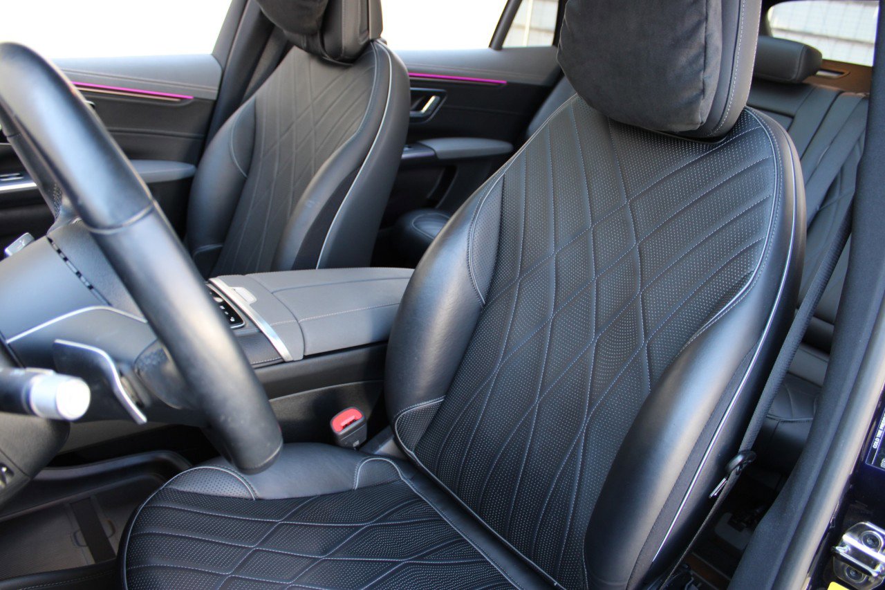 Used 2023 Mercedes-Benz EQS 580 4MATIC SUV image 10