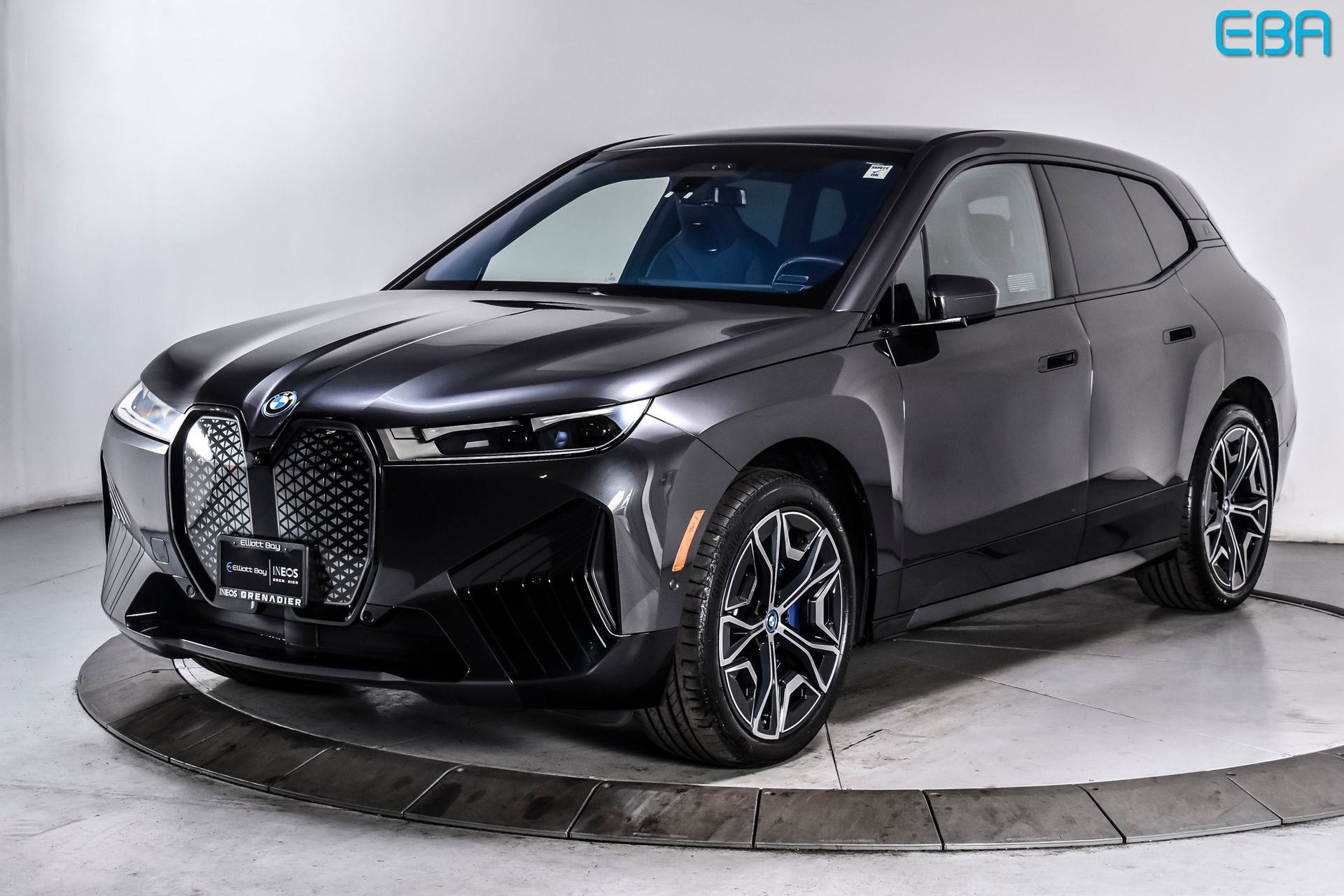 Used 2024 BMW iX xDrive50 w/ Sport Package image 2