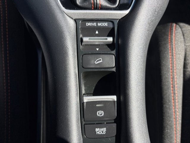 Used 2025 Honda HR-V Sport image 16