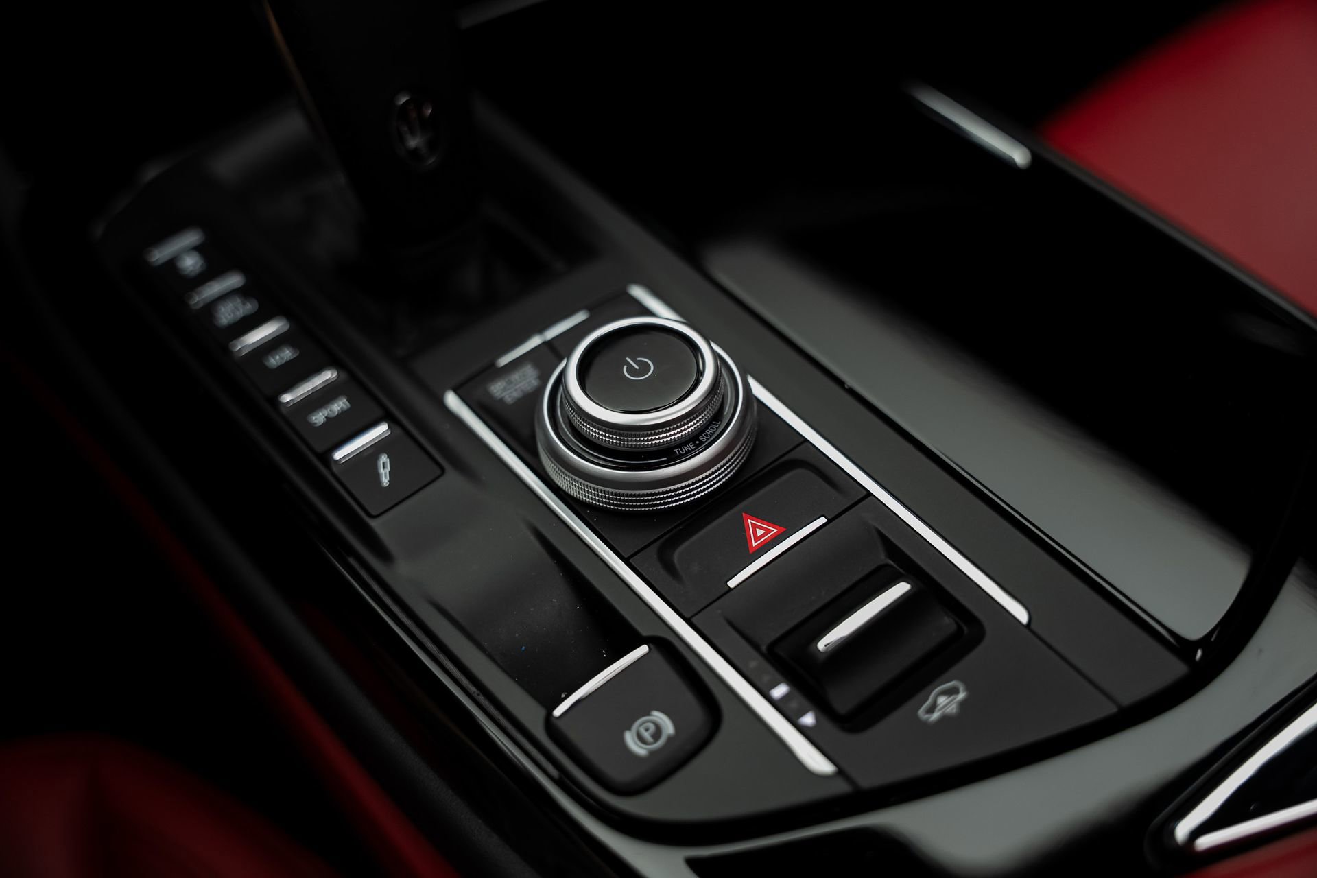 Used 2022 Maserati Levante GT AWD/4WD image 57