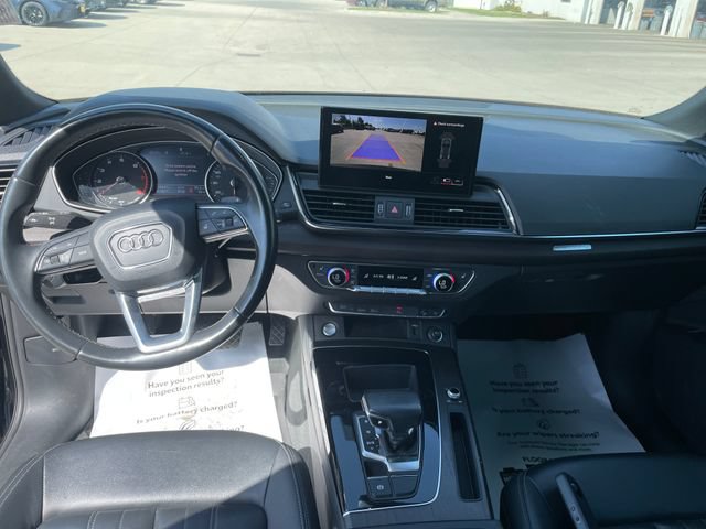 Used 2023 Audi Q5 2.0T Premium w/ Convenience Package AWD/4WD image 22