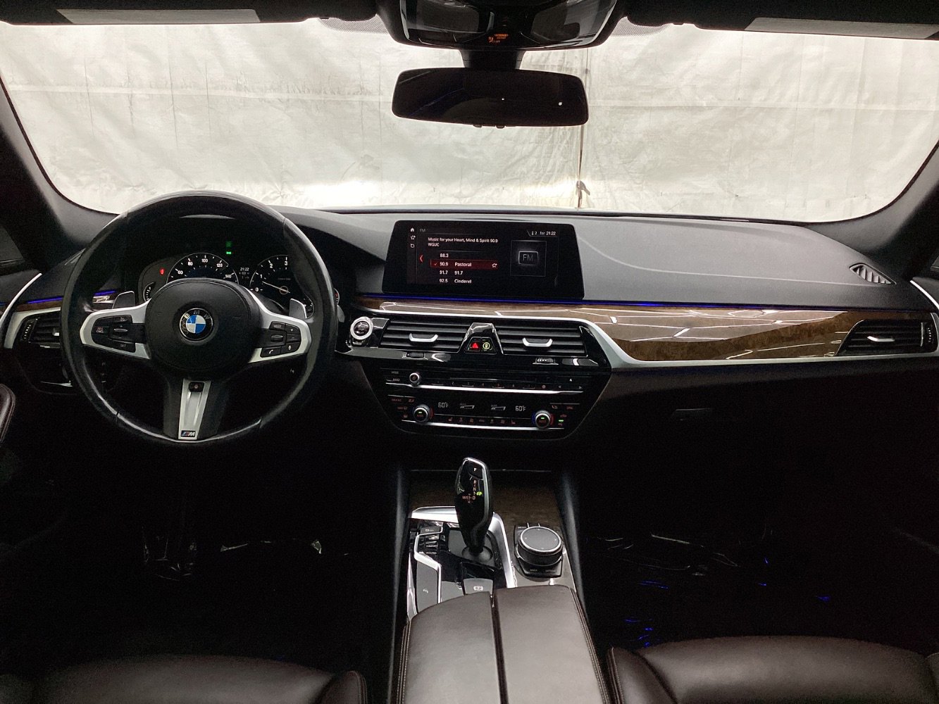 Used 2019 BMW 540i xDrive w/ Convenience Package image 26