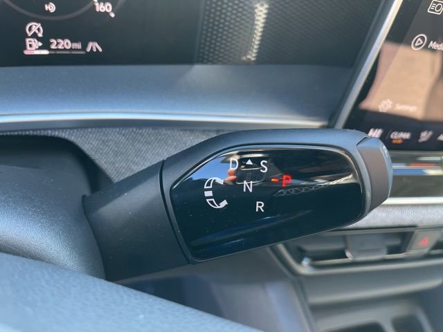 New 2026 Volkswagen Tiguan S image 13