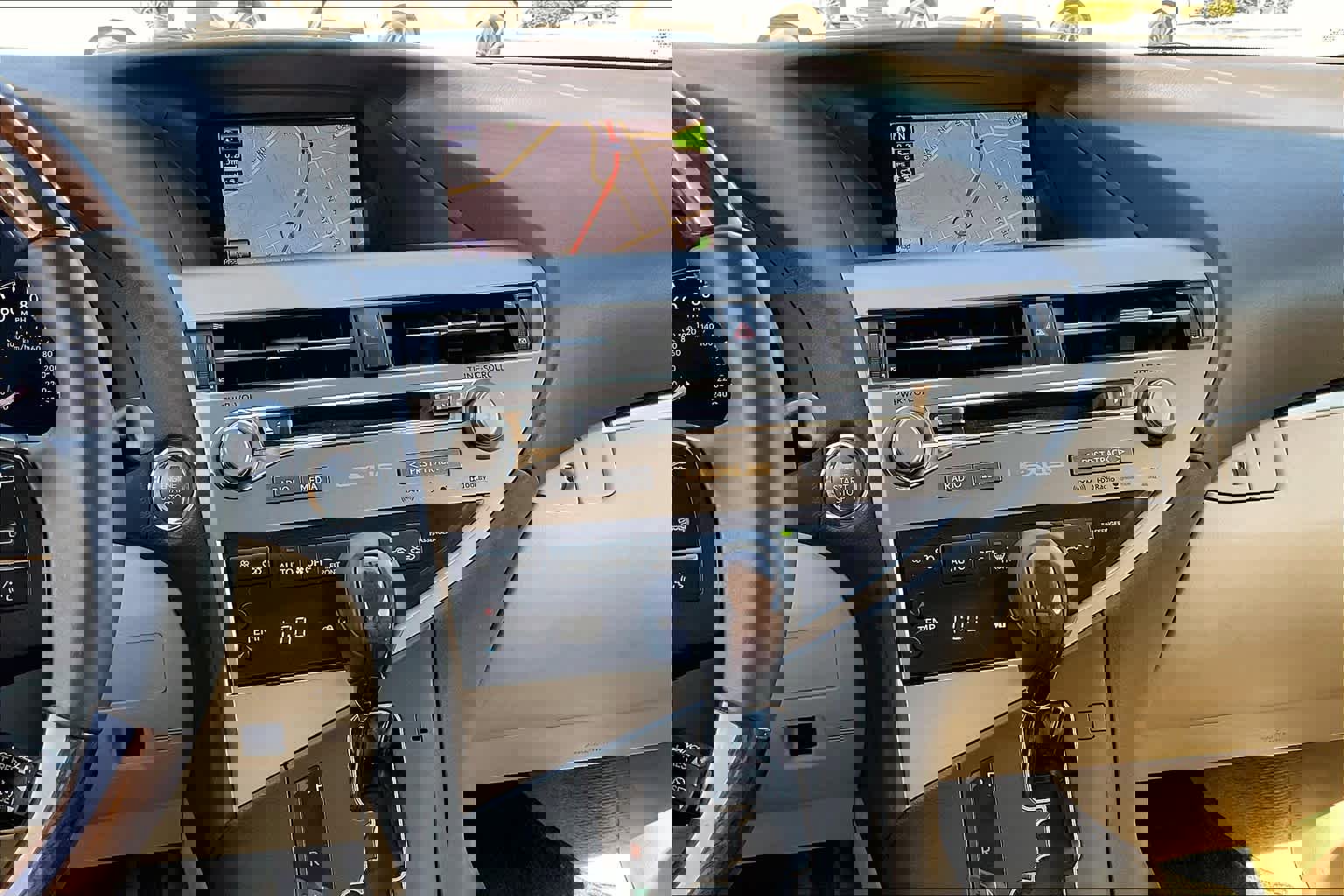 Used 2013 Lexus RX 350 FWD w/ Navigation Pkg image 6