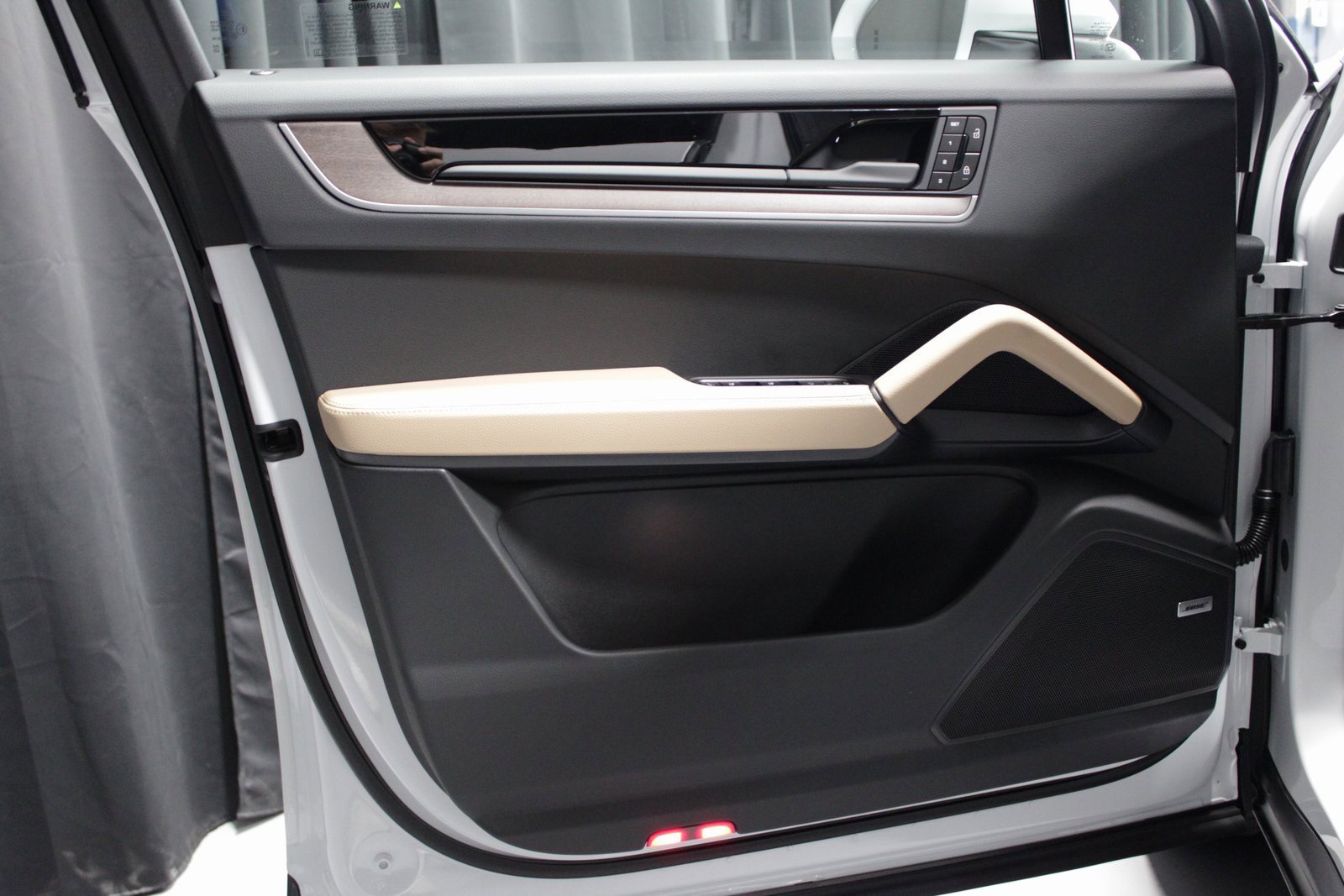 New 2026 Porsche Cayenne S image 19