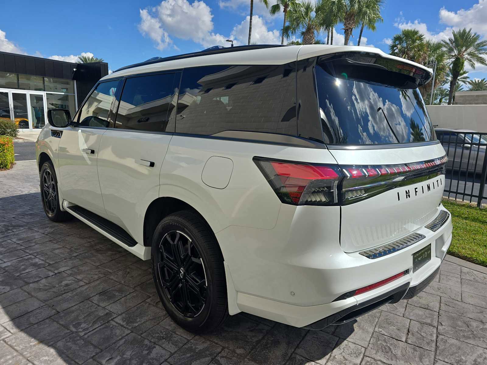 New 2026 INFINITI QX80 4WD w/ Sport Exterior Package image 7