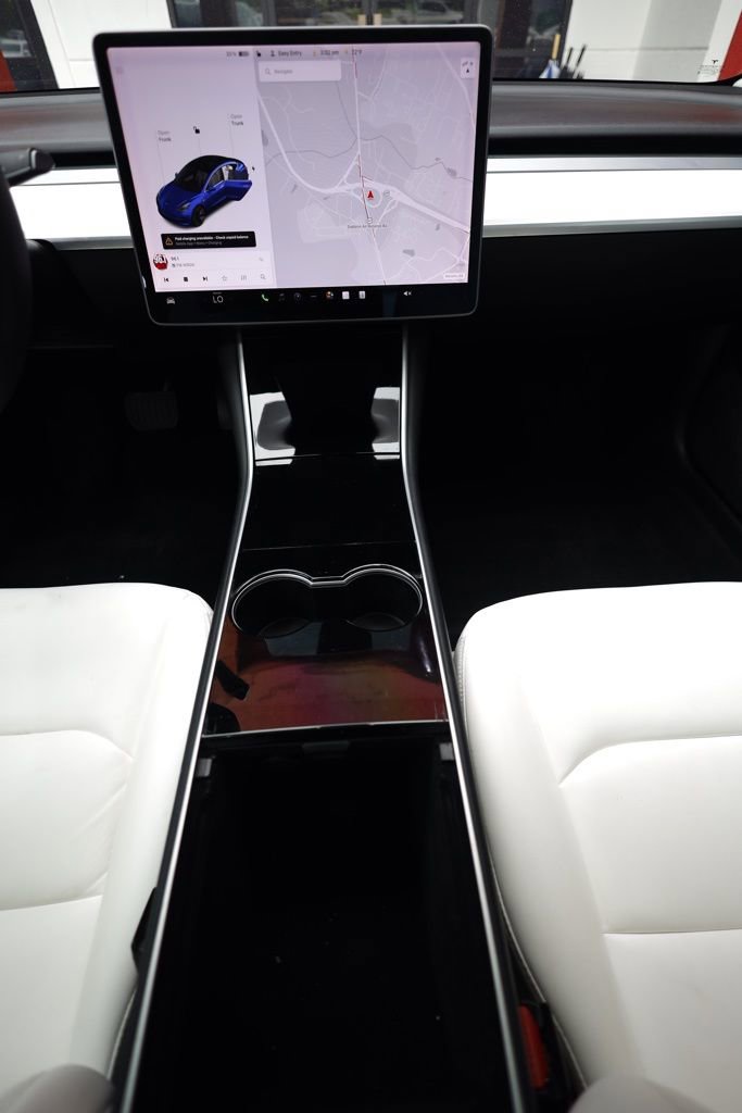 Used 2020 Tesla Model 3 Long Range image 18