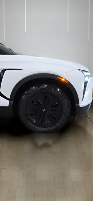 New 2026 Chevrolet Blazer EV LT w/ Midnight/Sport Edition FWD image 29
