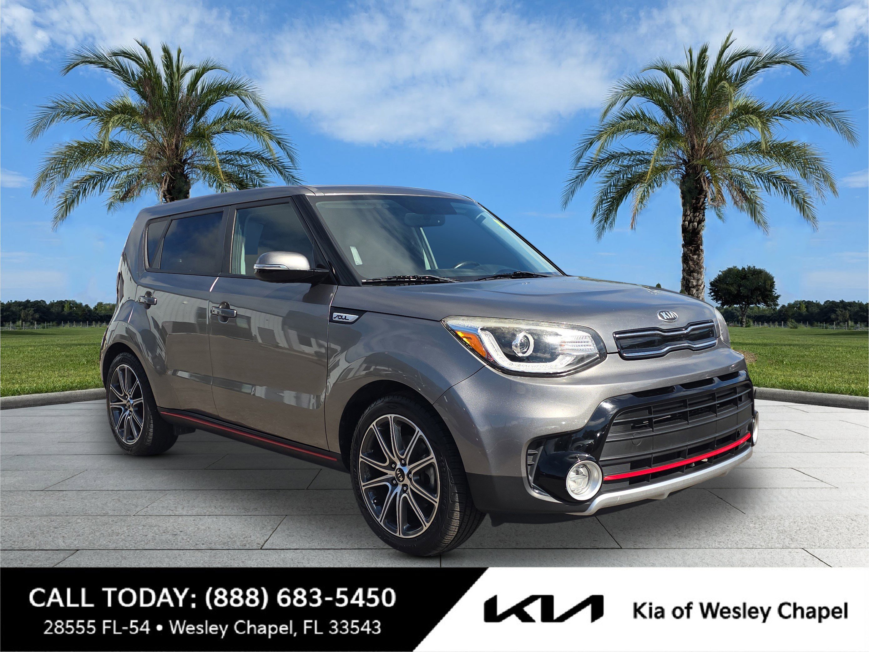 Certified 2018 Kia Soul ! w/ Tech Package FWD image 1