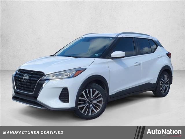 Used 2022 Nissan Kicks SV image 1