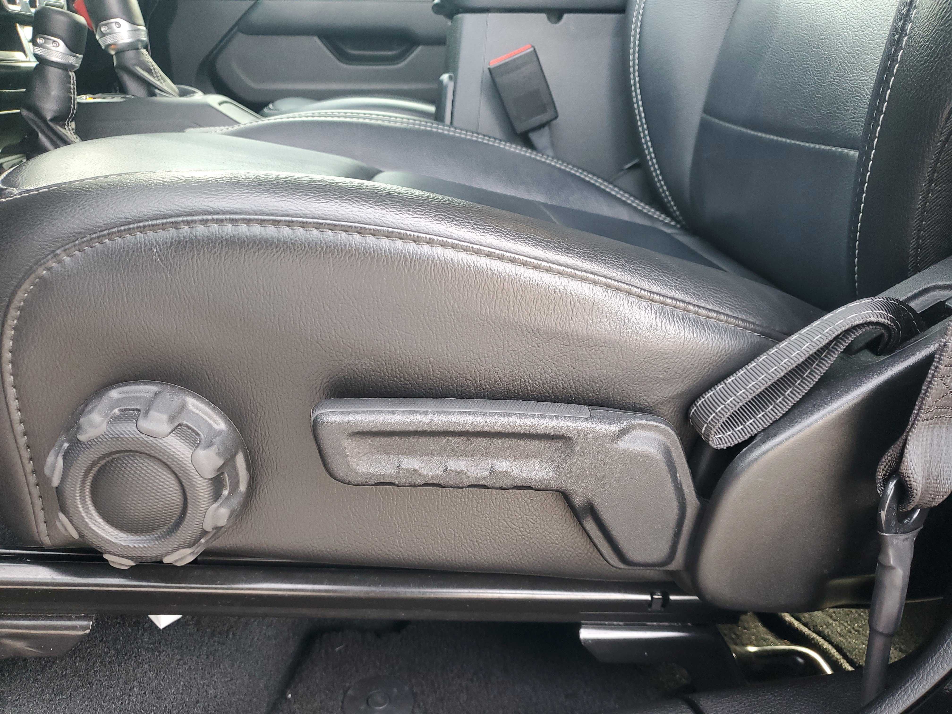 Used 2022 Jeep Wrangler Unlimited Sahara w/ LED Lighting Group image 14