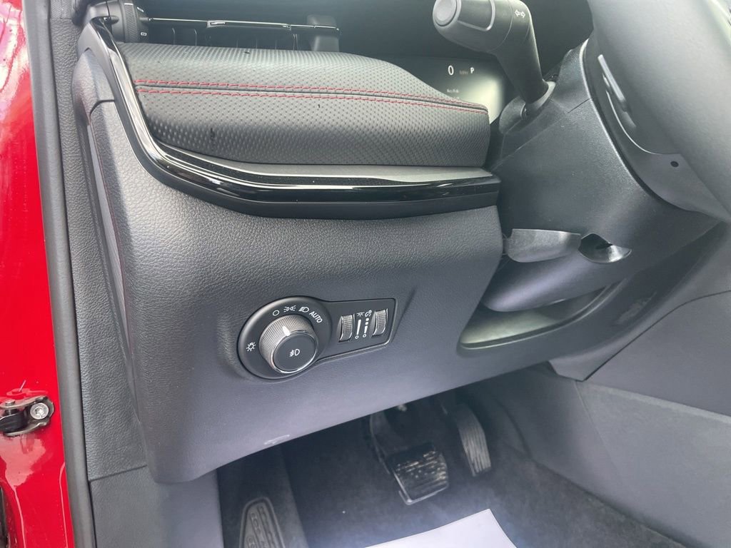 New 2026 Jeep Compass Trailhawk w/ Sun, Sound & Navigation Group image 18