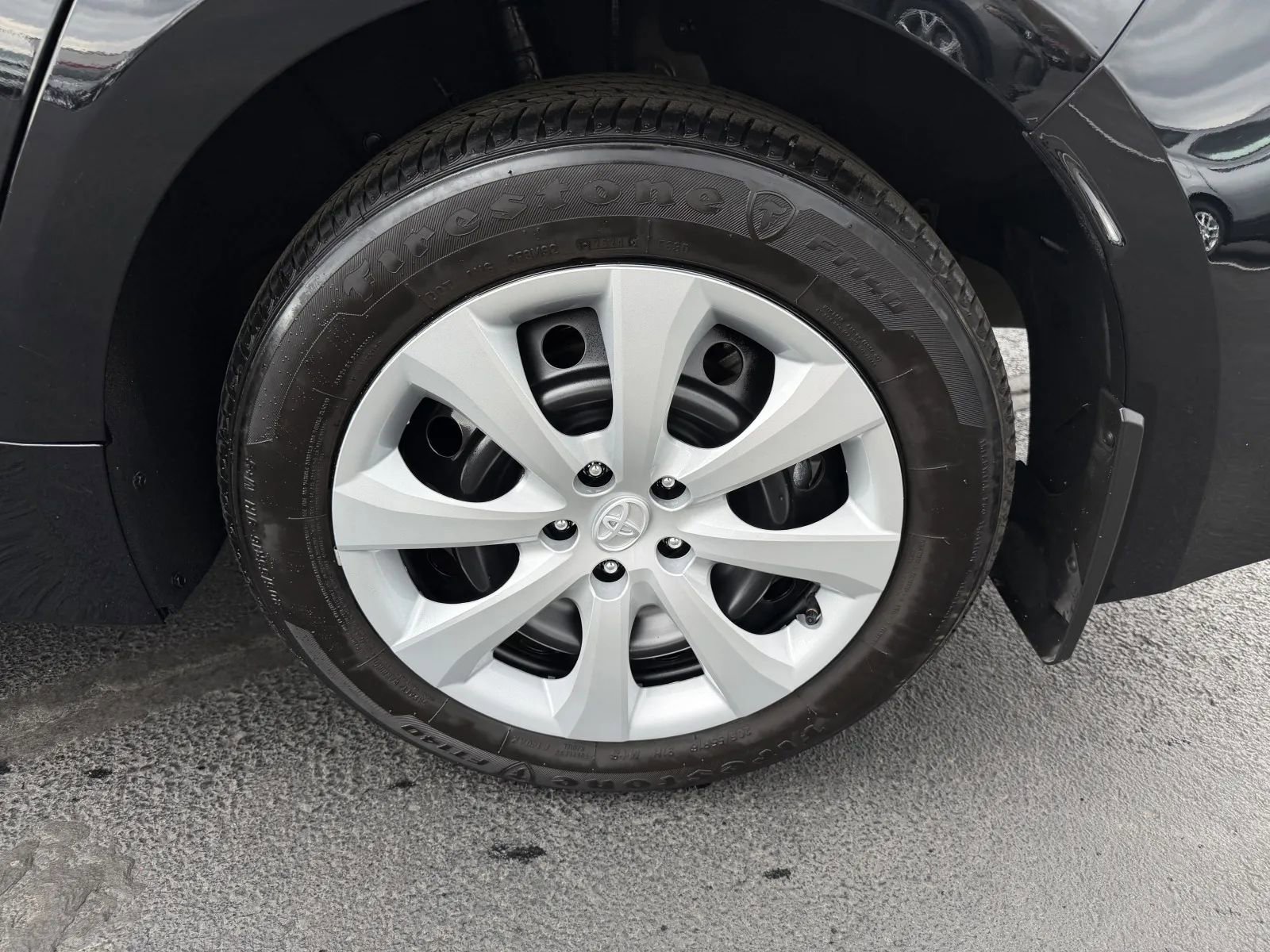 Used 2024 Toyota Corolla LE image 10