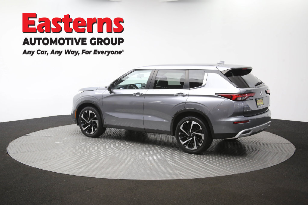 Used 2024 Mitsubishi Outlander SE FWD image 63