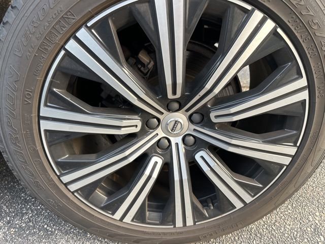 Used 2023 Volvo XC90 B6 Plus AWD/4WD image 6
