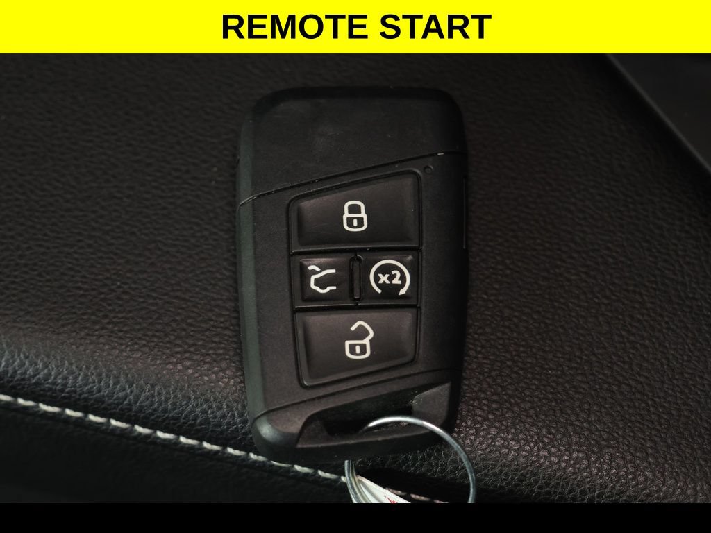 Used 2026 Volkswagen Jetta SE FWD image 6