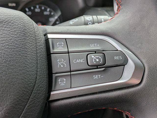 Certified 2025 Jeep Compass Trailhawk AWD/4WD image 19