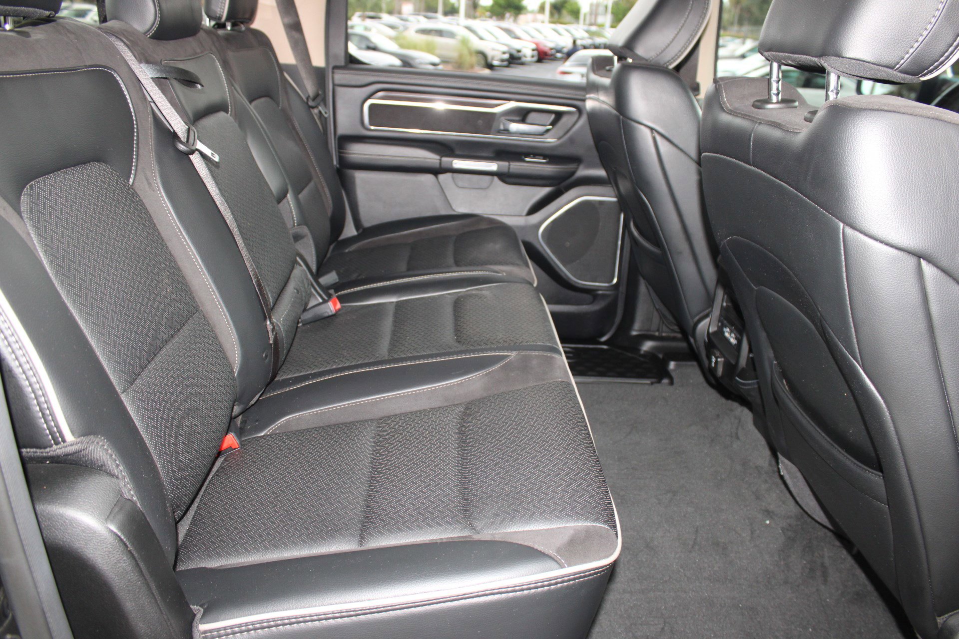 Used 2021 RAM 1500 Laramie image 34