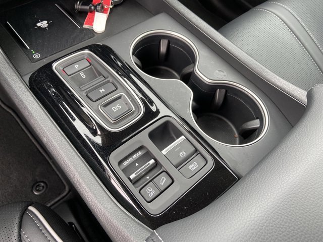 Used 2025 Honda Pilot Elite image 39