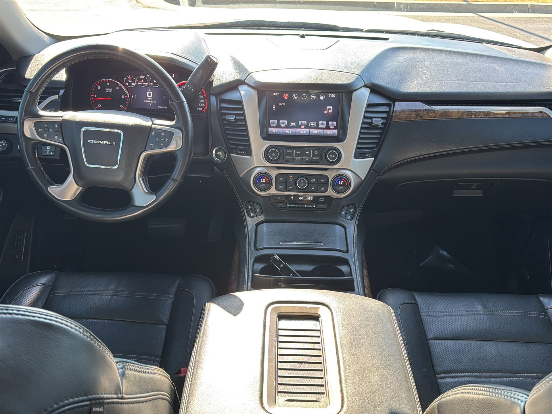 Used 2016 GMC Yukon XL Denali w/ Open Road Package image 10