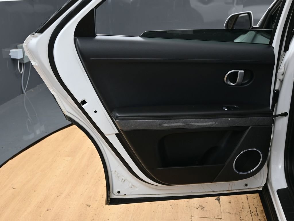 Used 2023 Hyundai Ioniq 5 SEL RWD image 40