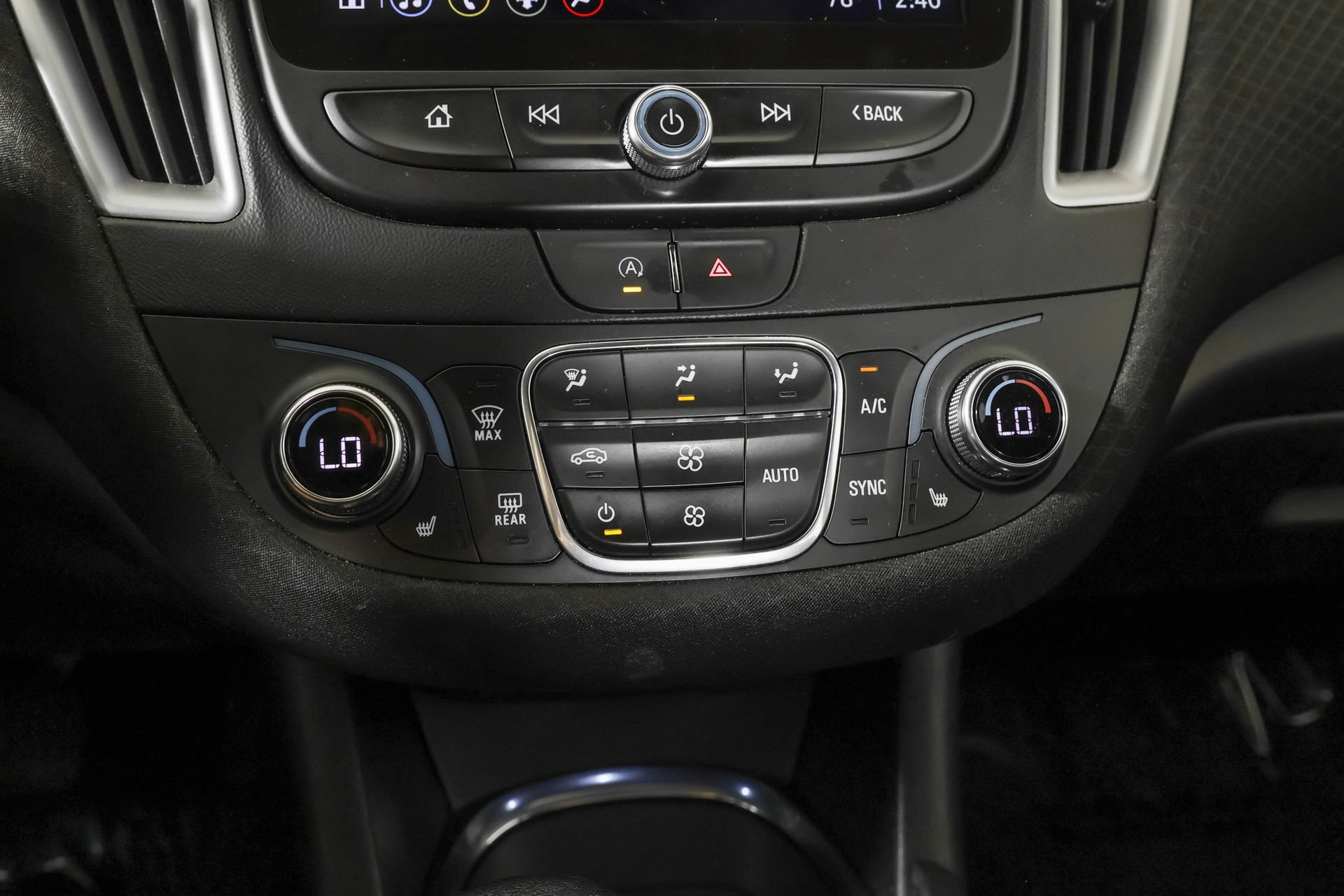 Used 2023 Chevrolet Malibu LT FWD image 30