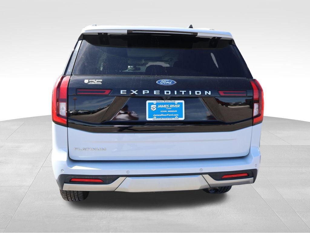 Used 2025 Ford Expedition Platinum AWD/4WD image 9