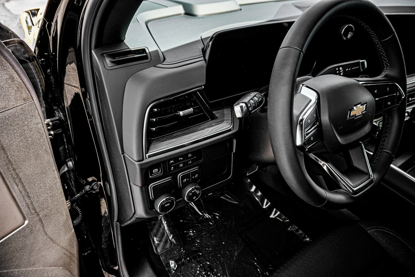 New 2026 Chevrolet Tahoe LS image 32